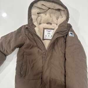 Abercrombie winter coat for 5-6 years old